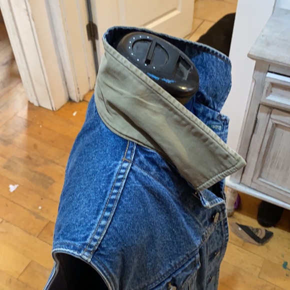 Vintage Tommy Hilfiger denim vest - Picture 4 of 5